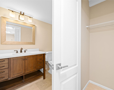 3900 Galt Ocean Drive - Photo Thumbnail 17