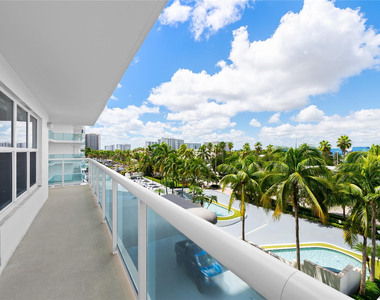 3900 Galt Ocean Drive - Photo Thumbnail 21