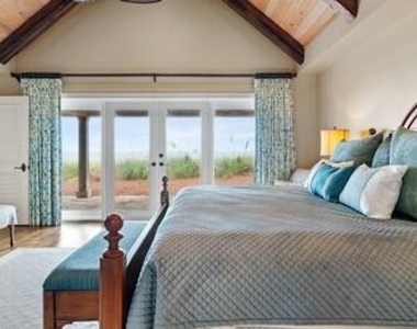 965 Pebble Lane - Photo Thumbnail 13
