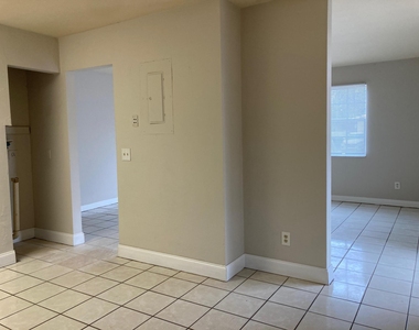 6124 Lincoln Street - Photo Thumbnail 1