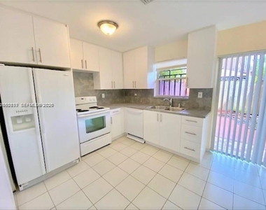 6275 Sw 130th Avenue - Photo Thumbnail 4