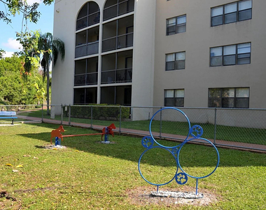 17350 Nw 68th Avenue - Photo Thumbnail 14