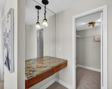 4200 N Ocean Drive - Photo Thumbnail 38