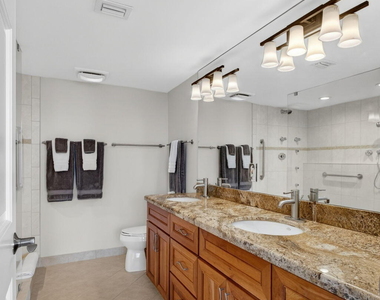 4200 N Ocean Drive - Photo Thumbnail 43