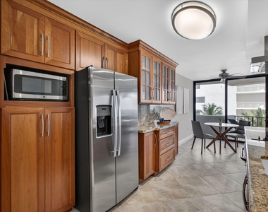 4200 N Ocean Drive - Photo Thumbnail 5