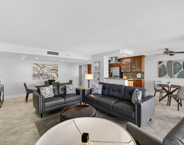 4200 N Ocean Drive - Photo Thumbnail 21