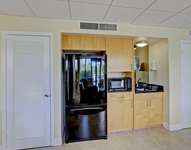 4200 N Ocean Drive - Photo Thumbnail 67