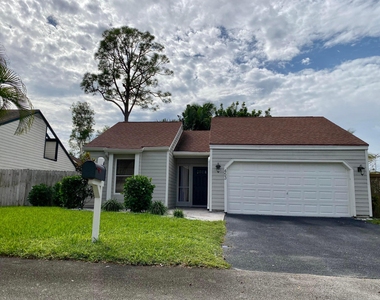 453 Park Forest Way - Photo Thumbnail 20