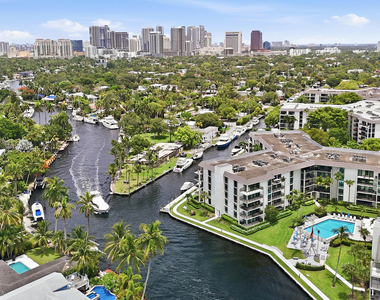1301 River Reach Drive - Photo Thumbnail 35
