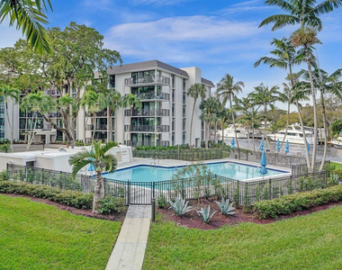 1301 River Reach Drive - Photo Thumbnail 6