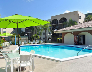 17350 Nw 68th Avenue - Photo Thumbnail 6