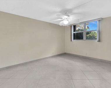 1421 S Ocean Boulevard - Photo Thumbnail 16