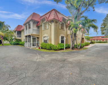 555 Se 8th Street - Photo Thumbnail 17