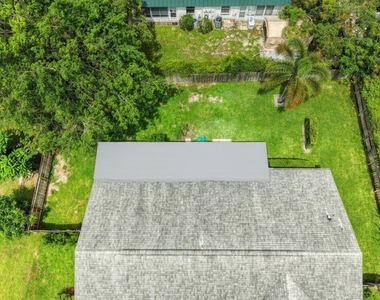 1350 Riverside Circle - Photo Thumbnail 41