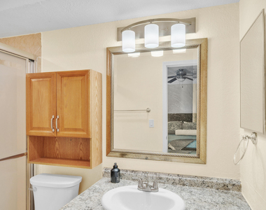 1350 Riverside Circle - Photo Thumbnail 21