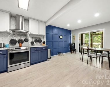 222 Riverview Terrace - Photo Thumbnail 10