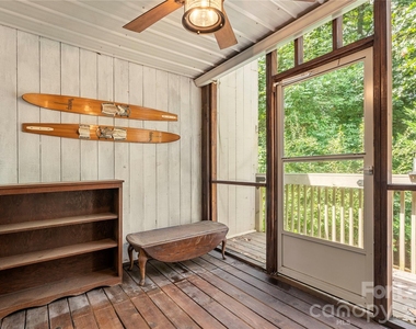 222 Riverview Terrace - Photo Thumbnail 18
