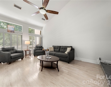 222 Riverview Terrace - Photo Thumbnail 16