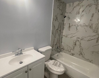 780 Ne 46th Court - Photo Thumbnail 12