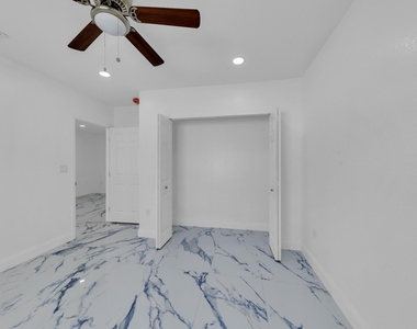 2937 Nw 8th Court - Photo Thumbnail 20