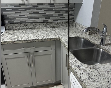 10019 Nw 4th Street - Photo Thumbnail 8