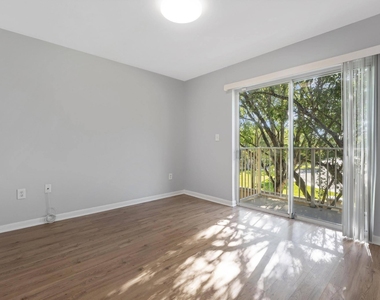 4080 Nw 90th Avenue - Photo Thumbnail 14