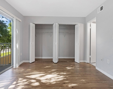 4080 Nw 90th Avenue - Photo Thumbnail 15