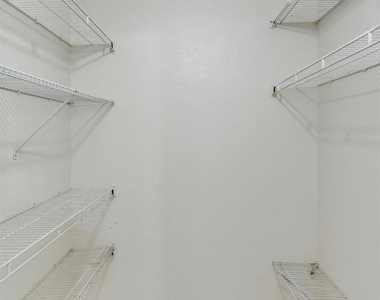 12650 Vista Isles Drive - Photo Thumbnail 17