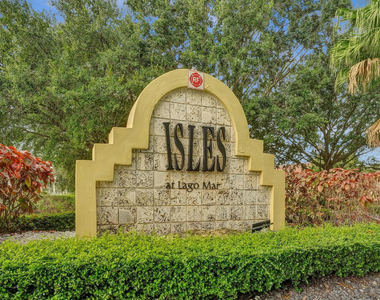 12650 Vista Isles Drive - Photo Thumbnail 22