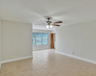 12650 Vista Isles Drive - Photo Thumbnail 8