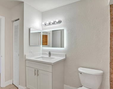 12650 Vista Isles Drive - Photo Thumbnail 15