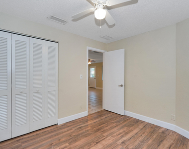 2716 Sw 46th Street - Photo Thumbnail 10
