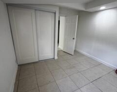 608 Ne 2nd - Photo Thumbnail 7