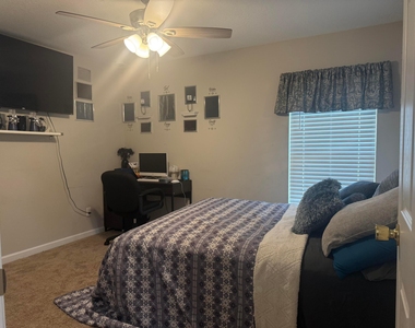 1081 Sw Mcdevitt Avenue - Photo Thumbnail 5