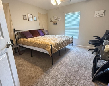 1081 Sw Mcdevitt Avenue - Photo Thumbnail 10