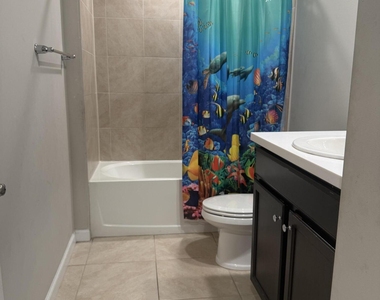 1081 Sw Mcdevitt Avenue - Photo Thumbnail 6