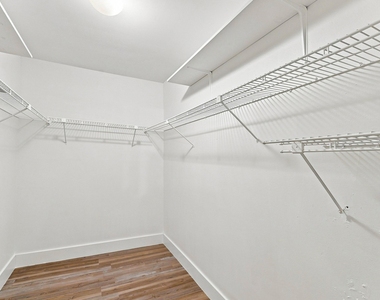 3101 Oakland Shores Drive - Photo Thumbnail 16