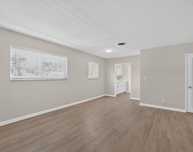 3201 Ne 7th Avenue - Photo Thumbnail 9
