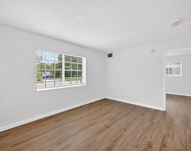 3201 Ne 7th Avenue - Photo Thumbnail 6
