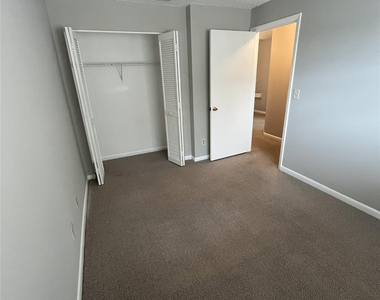 8969 Nw 38th Drive - Photo Thumbnail 15