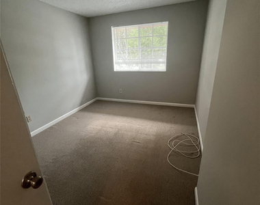 8969 Nw 38th Drive - Photo Thumbnail 12