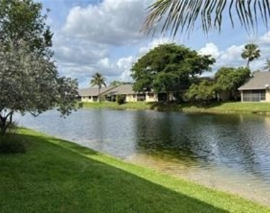 7612 Nw 99th Terrace - Photo Thumbnail 16