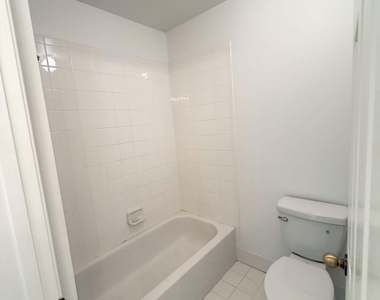 111 Fox Meadow Run - Photo Thumbnail 9