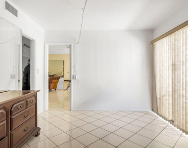 3304 Se 11th Street - Photo Thumbnail 12