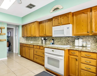 3304 Se 11th Street - Photo Thumbnail 19