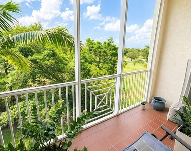 3600 Oaks Clubhouse - Photo Thumbnail 9