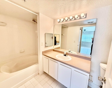 181 Sw Palm Drive - Photo Thumbnail 6