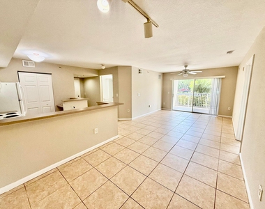 181 Sw Palm Drive - Photo Thumbnail 3