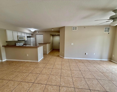 181 Sw Palm Drive - Photo Thumbnail 14
