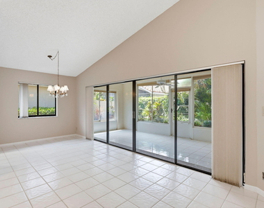 6170 Bay Isles Drive - Photo Thumbnail 10